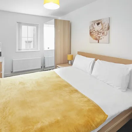 Apartment Six Skinningrove