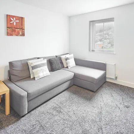 Six Apartment Skinningrove